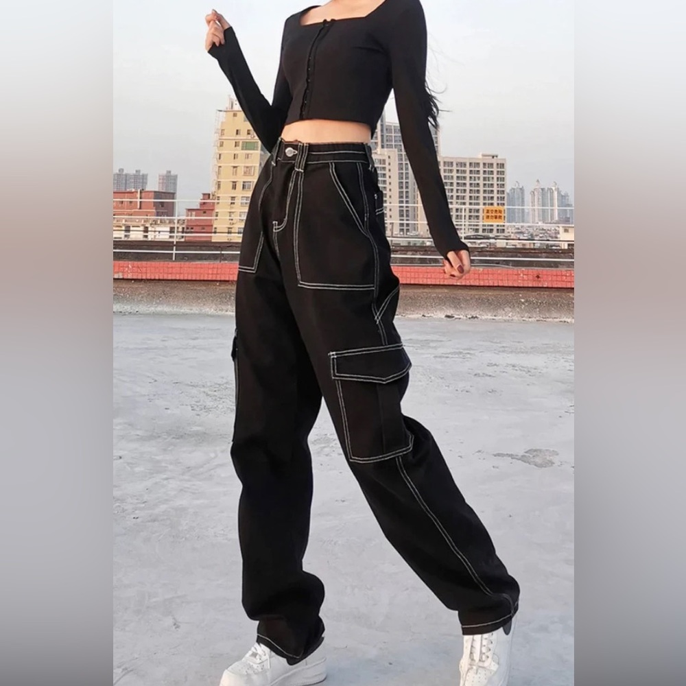Almost famous black cargo parachute pants medium in great condition